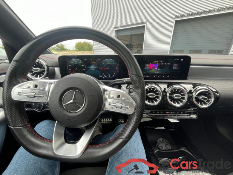 MERCEDES-BENZ CLA 180 d #6