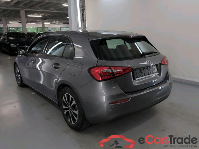 MERCEDES-BENZ A-Klasse 1.3 A 180 BUSINESS SOLUTION ESSENTIAL #3