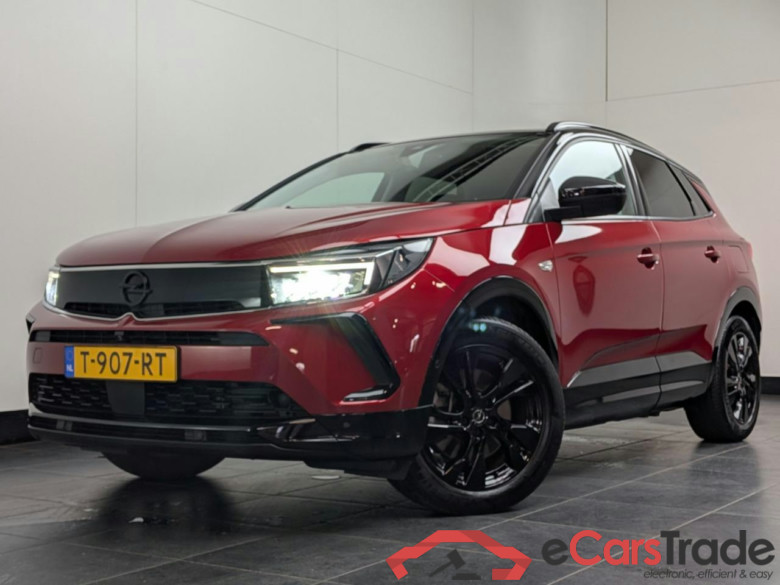 OPEL Grandland 1.6 TurboHy Level 4