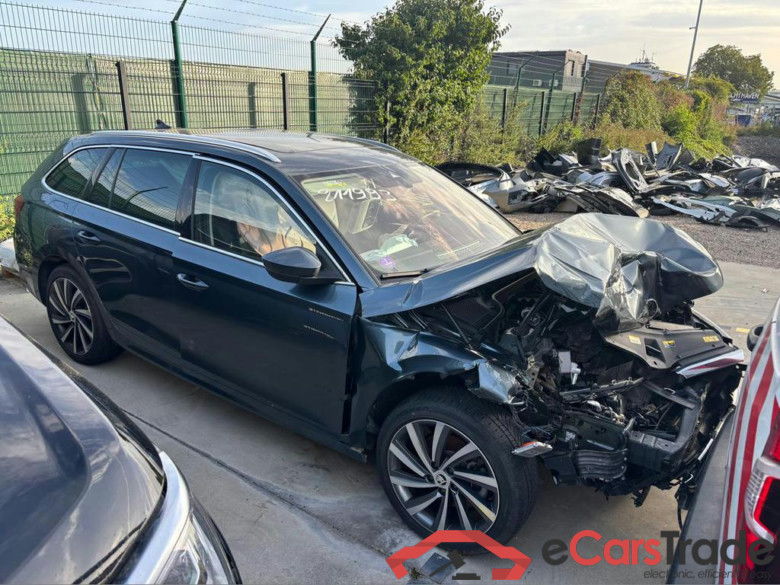SKODA Octavia Combi PHEV Octavia SW PHEV 1.4 TSI Style DSG #2