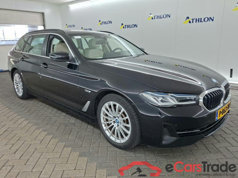BMW 5-serie Touring 530e Business Edition Plus 5D 215kW #2