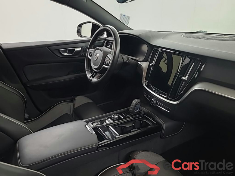 VOLVO V60 Recharge T6 AWD Automaat R-Design 5D 251kW #6
