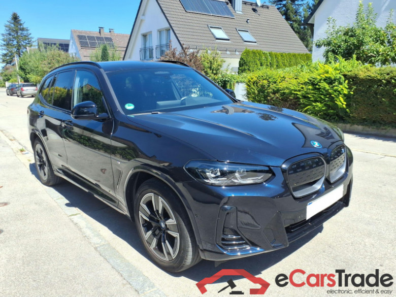BMW iX3  #1