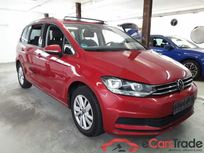 Volkswagen Touran  #1