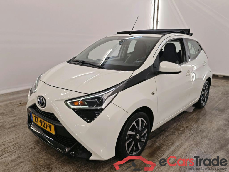 Toyota AYGO 1.0 VVT-i x-play 5d