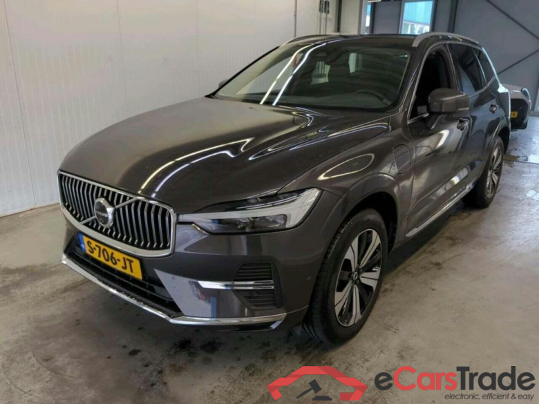 VOLVO XC60 2.0 T6 AWD + Bright #1