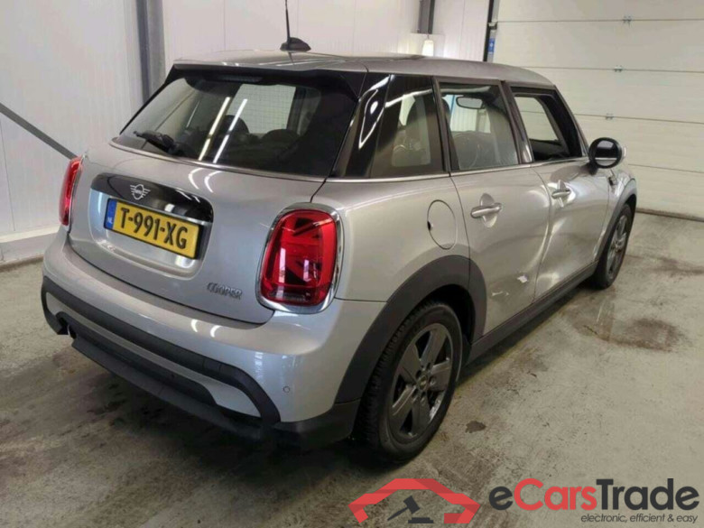 Mini 5-deurs 1.5 Cooper Classic #2