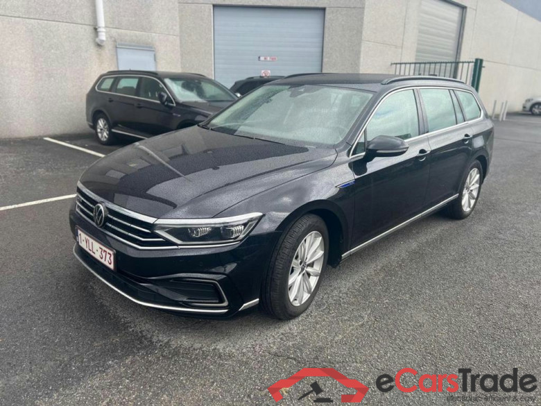 VOLKSWAGEN Passat Variant GTE Passat GTE 1.4 eHybrid PHEV Business DSG (160 kW)