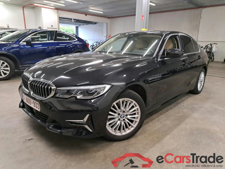 BMW - BMW 3 BERLINE 320eA 204PK Luxury Business Edition Pack Innovation & Business+ & Comfort * HYBRID *