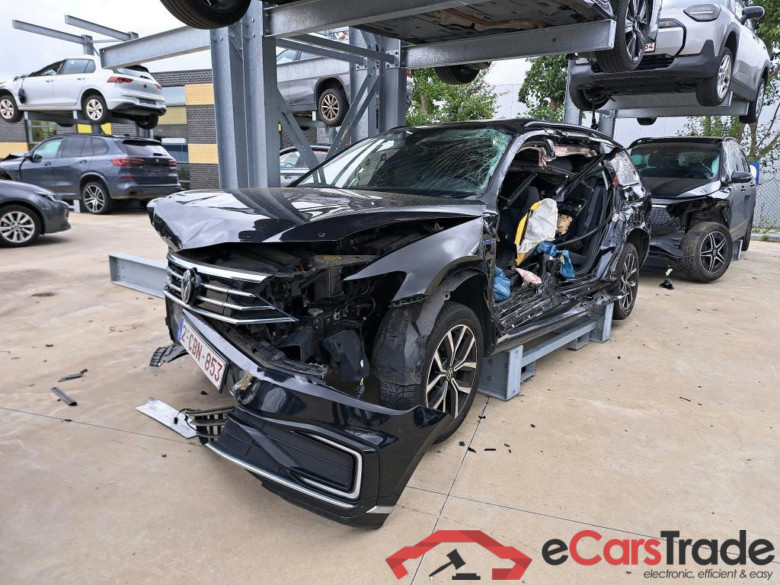 VOLKSWAGEN - VW  PASSAT VARIANT TSI GTE 218PK DSG            ***            TOTAL LOSS            ***               Business Pack Adventure   * HYBRID *