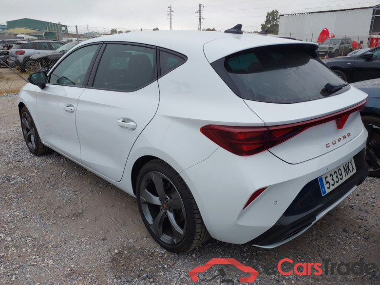 CUPRA Leon 5P 1.5 eTSI DSG 150cv AutomÃ¡tico  #2