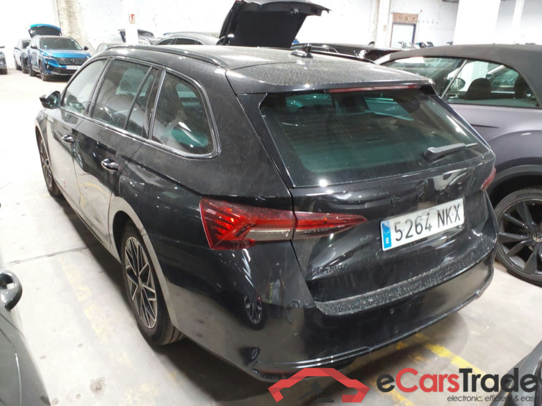 SKODA Octavia 2.0 TDI 110 kW (150 CV) DSG 7 vel. Combi Sportline(Winterpack) #2