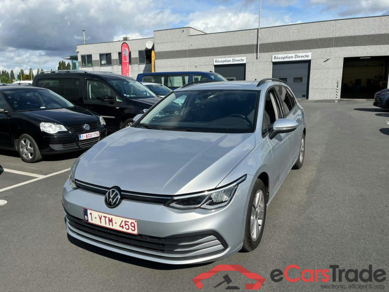 VOLKSWAGEN Golf Variant VIII New Golf Variant Life 2.0 TDI SCR 85 kW (115 ch) 6 vitesses manuel #1