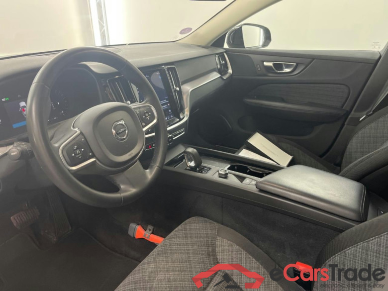 VOLVO V60 2.0 B3 Essential #5