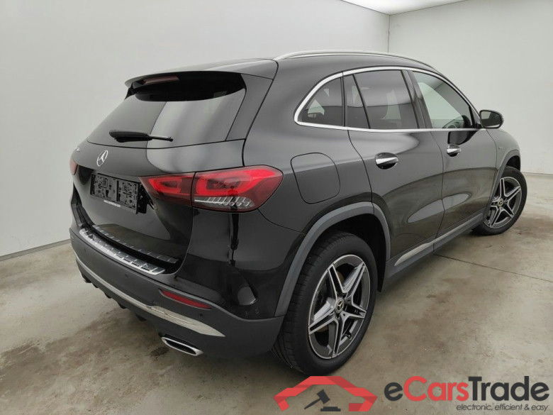 Mercedes-Benz GLA GLA 250 e 5d #2