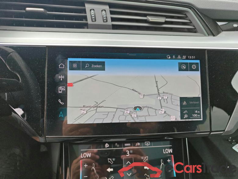 AUDI e-tron 300 kW #2