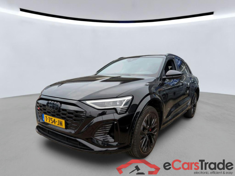 AUDI Q8 250 kW #1