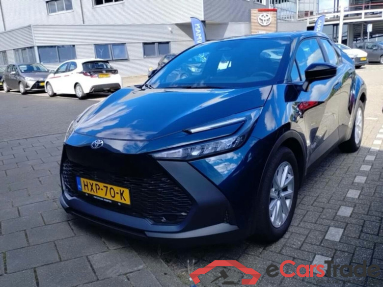 TOYOTA C-HR 1.8 Hybrid 140 Active #1