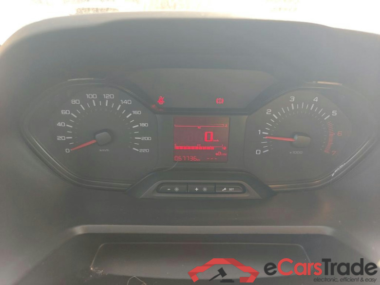 PEUGEOT Partner / 2018 / 3P / furgón derivado de turismo Pro Standard 600kg BlueHDi 73kW #4