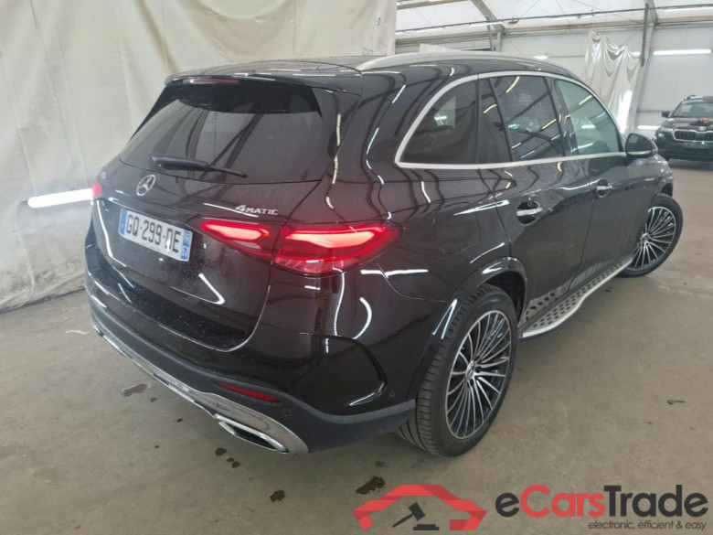 MERCEDES-BENZ GLC / 2022 / 5P / SUV GLC 400 e AMG Line 4MATIC #4