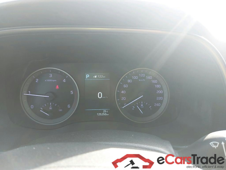HYUNDAI Tucson / 2018 / 5P / todoterreno 1.6 CRDI 100kW (136CV) 48V N-Line DT 4X2 #4