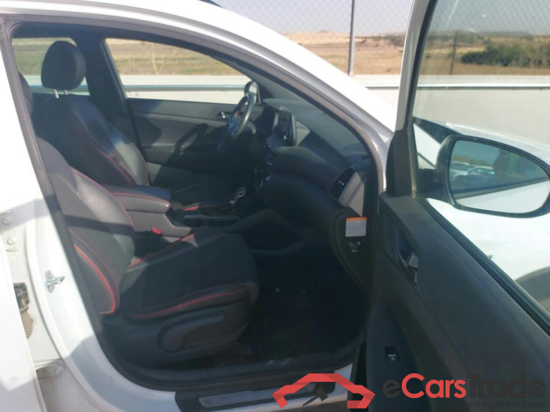 HYUNDAI Tucson / 2018 / 5P / todoterreno 1.6 CRDI 100kW (136CV) 48V N-Line DT 4X2 #6