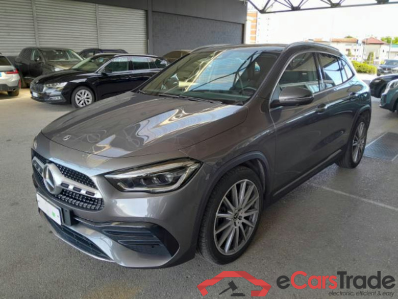 MERCEDES-BENZ GLA / 2020 / 5P / CROSSOVER GLA 220 D AUTOMATIC PREMIUM
