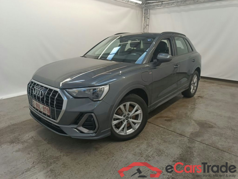 Audi Q3 45 TFSI e S tronic S Line 5d #1