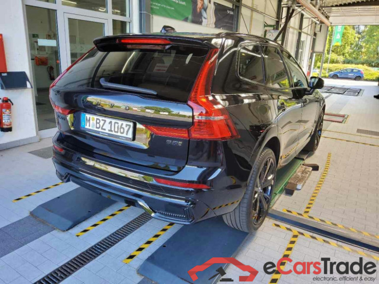 Volvo XC60 (03.2017->) DE - SUV5 B5 (Benzin) AWD EU6d, Plus Black Edition Mild-Hybrid, (Facelift) 2023 #3
