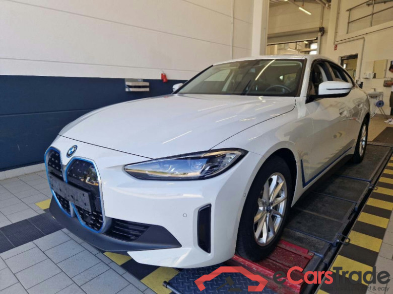BMW i4 Gran Coupe (G26E)(2021->) DE - LimS5 40 e, eDrive, 2021 - 2024