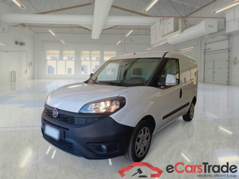 FIAT DOBLÒ CARGO / 2014 / 4P / VETT. FURGONATA 1.4 BZ 95CV SX EURO 6