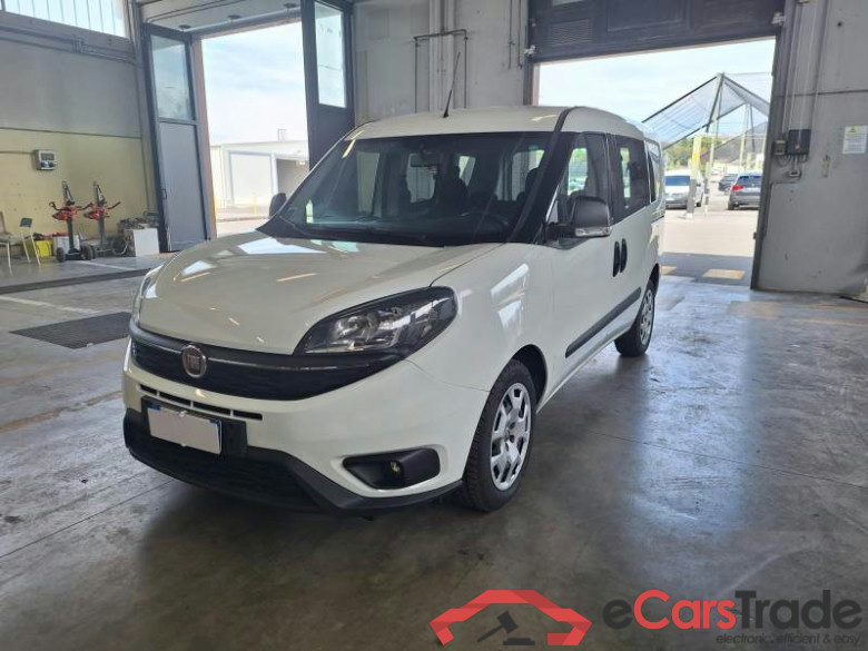 FIAT DOBLÒ CARGO / 2014 / 5P / COMBI CH1 LOUNGE 1.6 MJET 120CV E6D-F N1 #1