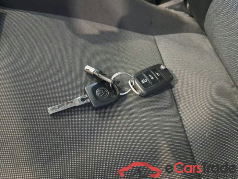 VOLKSWAGEN CADDY / 2015 / 4P / VETT. FURGONATA 2.0 TDI 122CV EURO6 4MOTION VAN #1