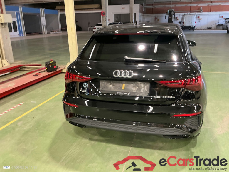 AUDI A3 SPORTBACK 1.4 45 TFSI E S TR. COMPETITION SPORTB. #5