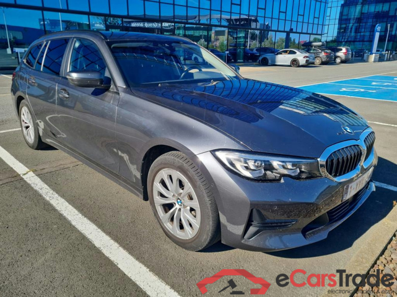 BMW 3 TOURING DIESEL - 2019 320 dA MHD AdBlue #2