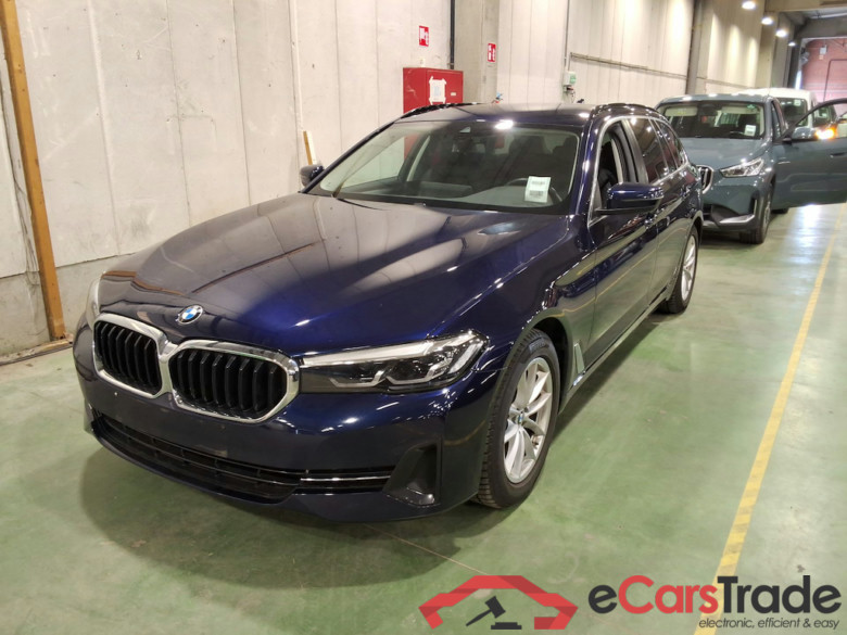 BMW 5 TOURING DIESEL - 2020 520 dA MHD