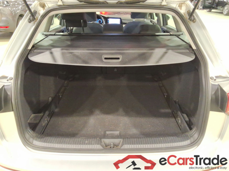 VOLKSWAGEN GOLF VARIANT VIII 2.0 TDI 85KW LIFE #3