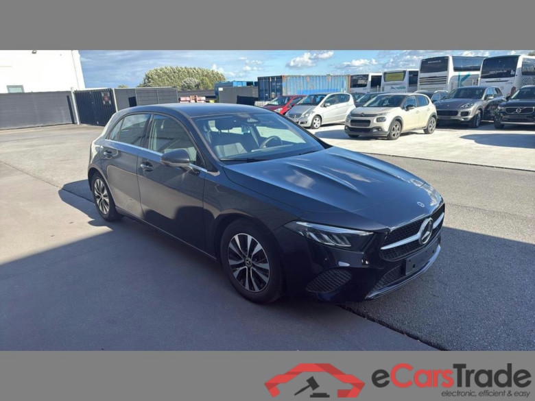 MERCEDES-BENZ A-Class (W177) A 180 Essential Line #1