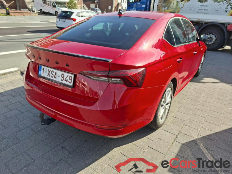 SKODA Octavia 1.5 TSI eTec MHE Style DSG #3