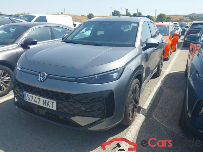 VOLKSWAGEN T-Roc 1.5 TSI 110 kW (150 CV) auto DSG 7 vel. R-Line(Winterpack) #1