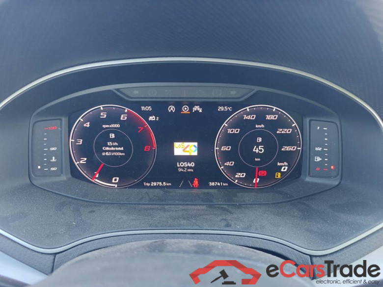 SEAT Arona / 2021 / 5P / todoterreno 1.0 TSI 81kW (110CV) Style XL(SP) #4