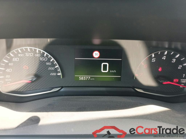 PEUGEOT 2008 / 2019 / 5P / todoterreno Active Pack Puretech 100 S&S BVM6 #5