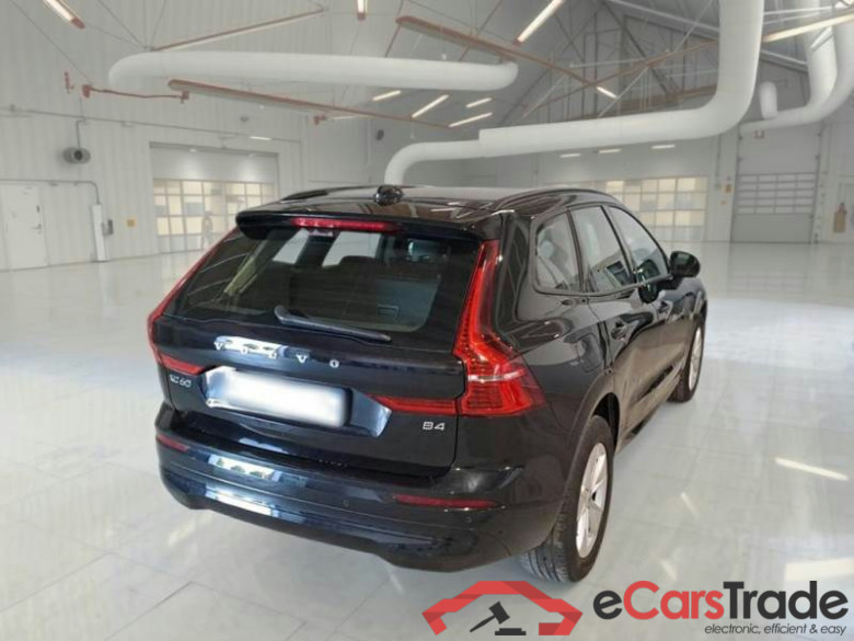 VOLVO XC60 / 2021 / 5P / SUV B4 D automatico Essential #2