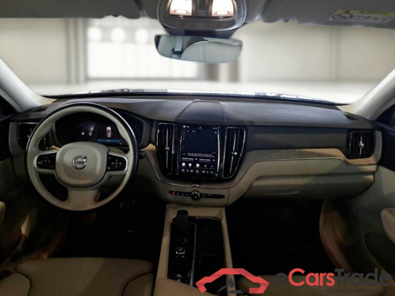 VOLVO XC60 / 2021 / 5P / SUV B5 D AWD automatico Plus Bright #3