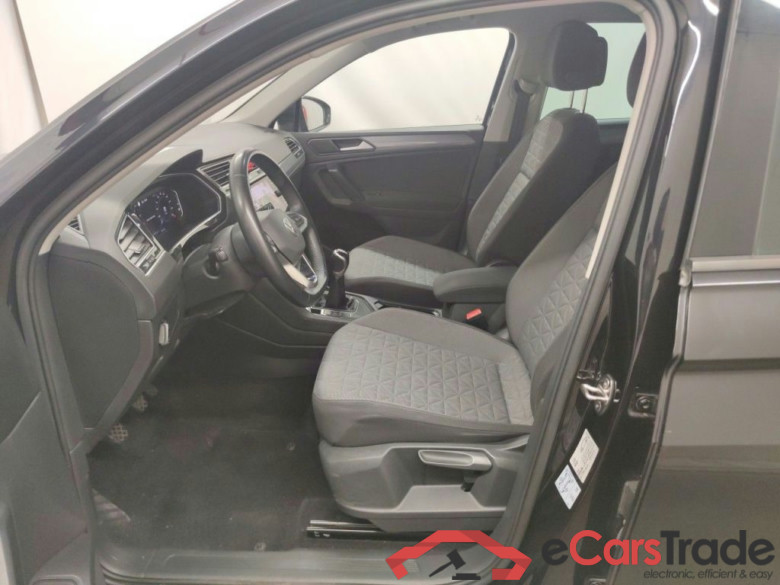 Volkswagen Tiguan 1.5 TSI 110kW Life 5d #3
