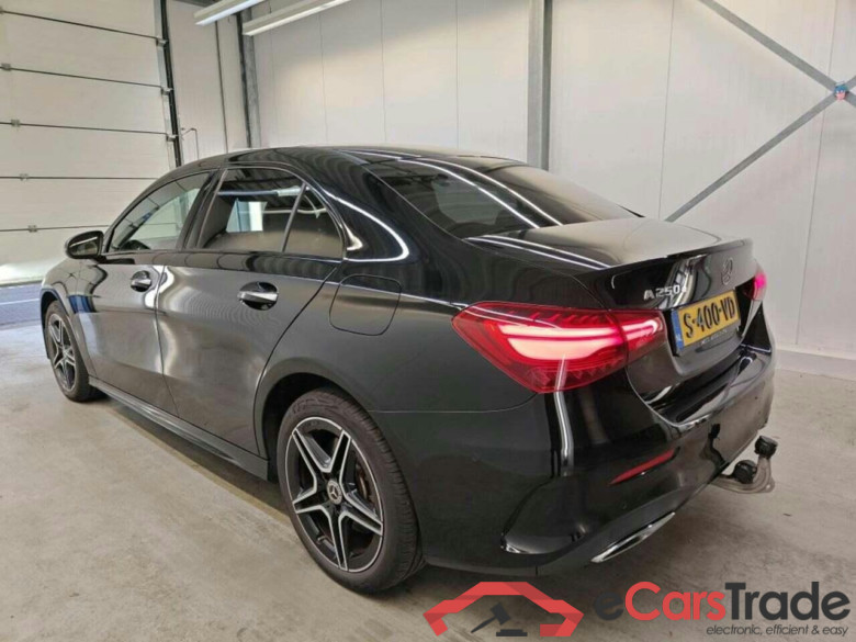 MERCEDES-BENZ A-klasse 250 e AMG Line #6