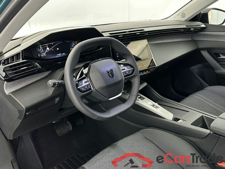 Peugeot 308 SW Allure III 1.2 Hybrid 145ch e-DCS6 #6