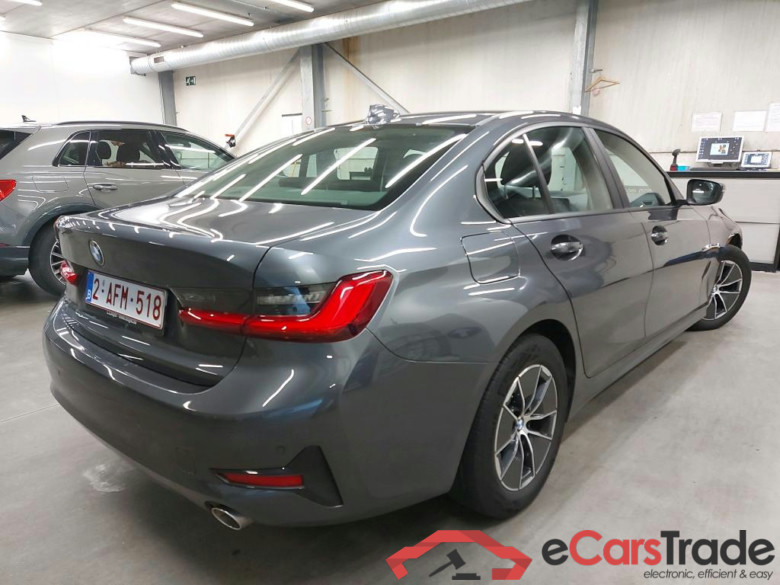 BMW - BMW 3 BERLINE 318dA 136PK Business Edition #2