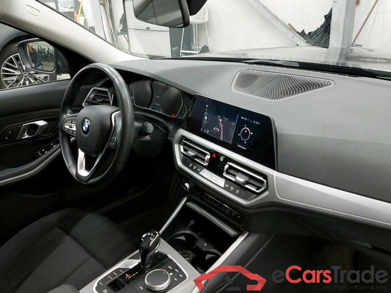 BMW - BMW 3 BERLINE 318dA 136PK Business Edition #3