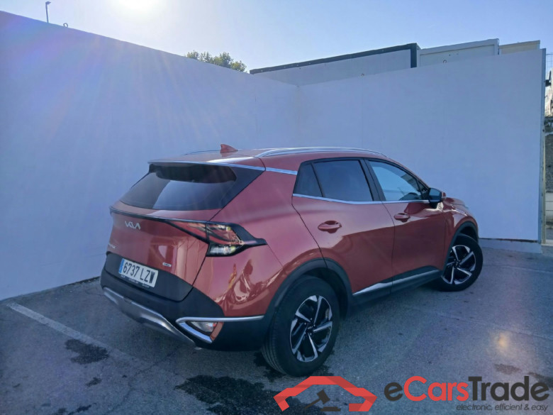 KIA Sportage / 2022 / 5P / todoterreno 1.6 T-GDi HEV 171kW (230CV) Drive 4X2 #2